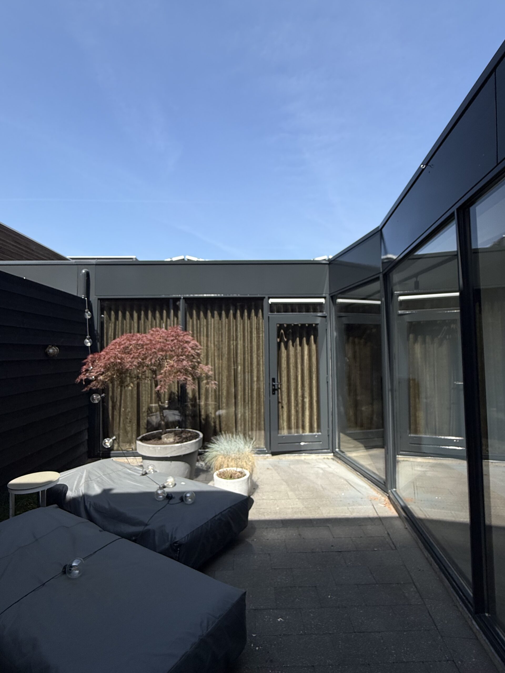 Woning in de Haagse Beemden (Kroeteneiland) prachtig opnieuw gelakt